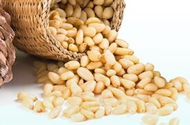 Kacang cedar untuk potensi